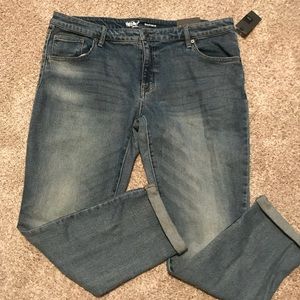 Mossimo size 18 Super Stretch Boyfriend Jeans, NWT